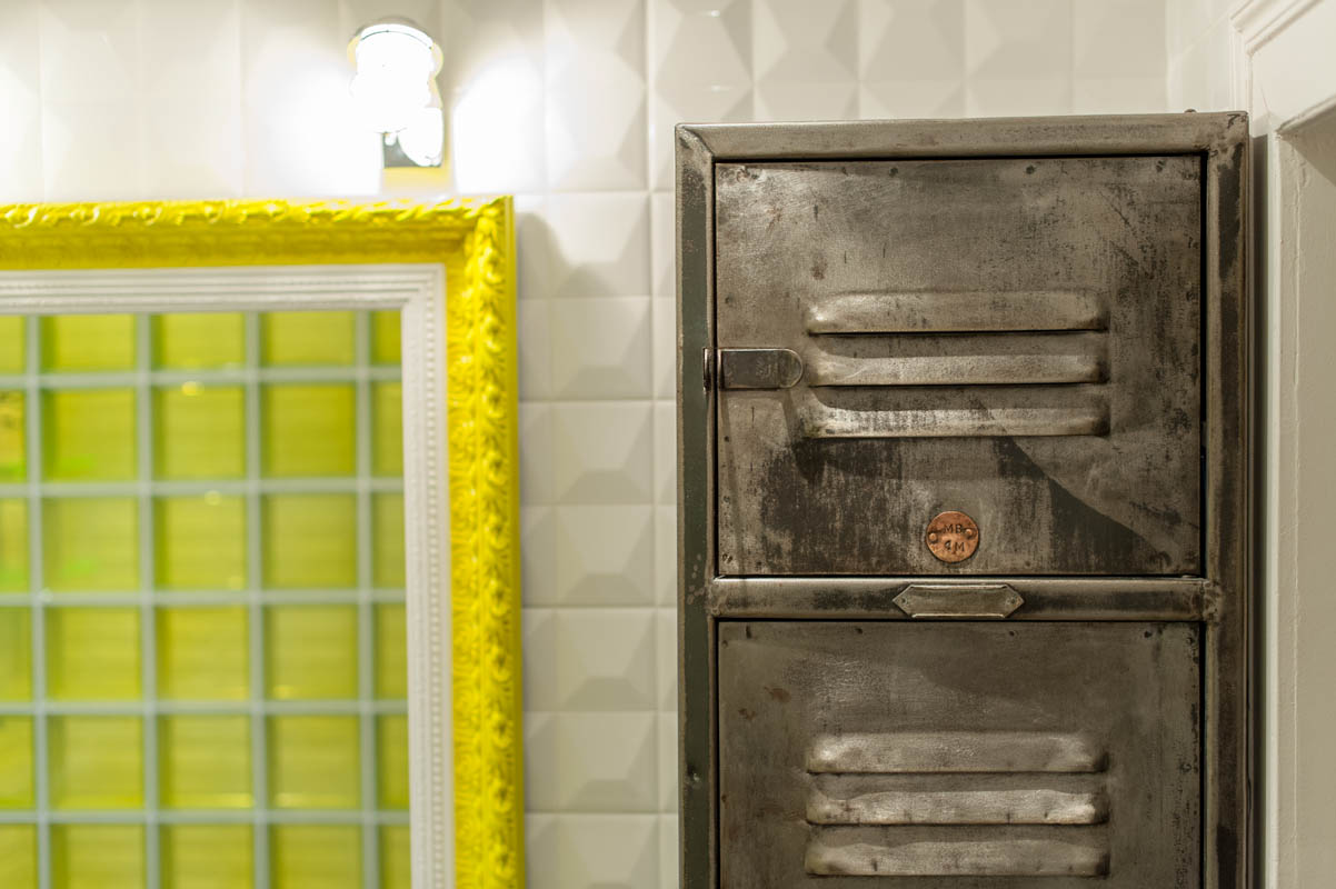 Our bathroom punky b blog mode